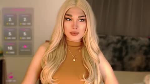 Snapshot of larah_fuchs26 chatting on 12.31.24 Larah will make your day online show from 12.31.24