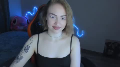 LaraKrein lk online show from 03.22.26