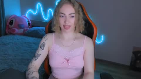 LaraKrein lk online show from 03.27.26