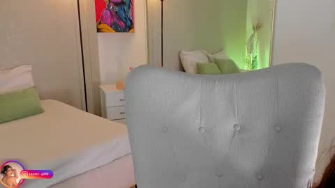 Lara  online show from 11.27.25