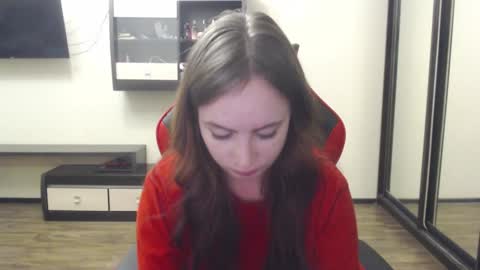 Snapshot of laralianna chatting on 12.22.24 Laralianna online show from 12.22.24