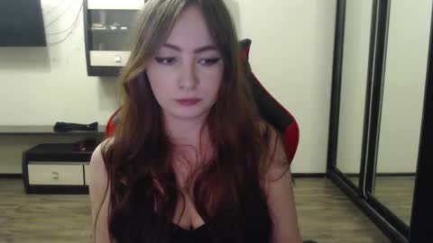 Snapshot of laralianna chatting on 02.17.25 Laralianna online show from 02.17.25