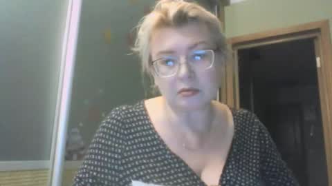 laramrs online show from 09.24.25