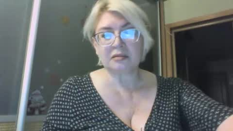 laramrs online show from 09.25.25