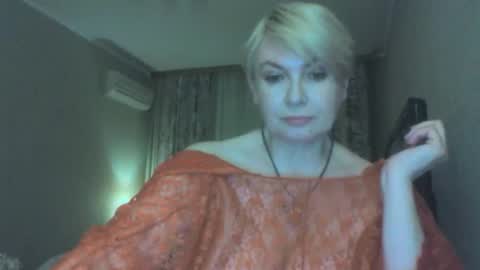 laramrs online show from 04.15.26