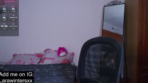 larawinters online show from 09.15.25