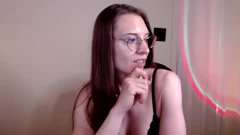 Snapshot of larawintersxxx chatting on 06.09.26 larawintersxxx online show from 06.09.26
