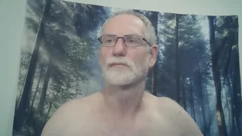 Larbie online show from 02.11.25