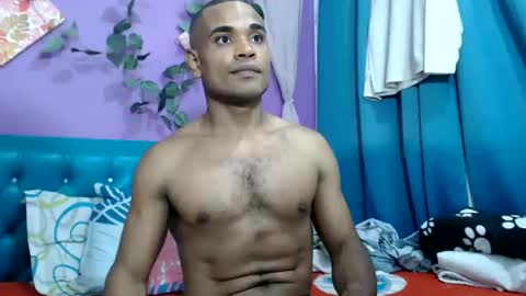 Snapshot of larenz_tate chatting on 05.11.26 larenz_tate online show from 05.11.26