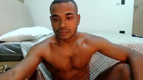 Snapshot of larenz_tate chatting on 05.26.26 larenz_tate online show from 05.26.26