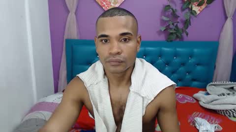 Snapshot of larenz_tate chatting on 06.05.26 larenz_tate online show from 06.05.26