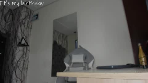 Snapshot of larissa01_ chatting on 01.18.25 Lari online show from 01.18.25