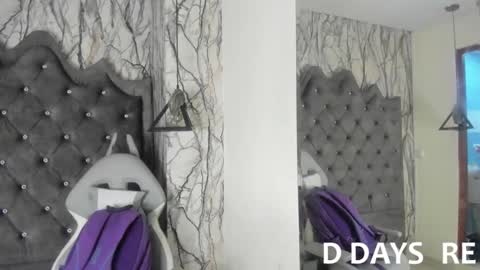 Snapshot of larissa01_ chatting on 02.01.25 Lari online show from 02.01.25