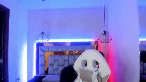 Snapshot of larissa01_ chatting on 02.21.25 Lari online show from 02.21.25