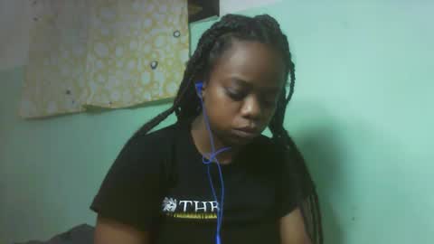 larissa645771 online show from 09.20.25