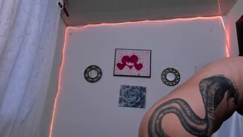 Snapshot of larissa_baker chatting on 12.06.24 isa 3 online show from 12.06.24