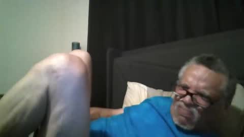 Snapshot of larrymb777 chatting on 12.14.25 larrymb777 online show from 12.14.25