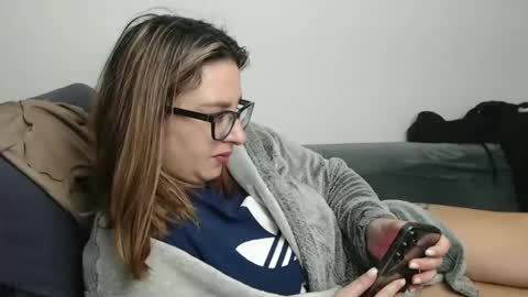 Snapshot of larysalovexxx94 chatting on 10.28.25 raisa online show from 10.28.25