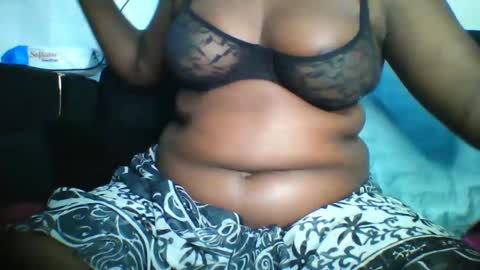 Snapshot of lasisi_ chatting on 02.01.25 Lasisi online show from 02.01.25