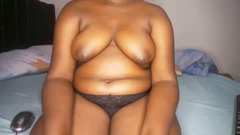 Snapshot of lasisi_ chatting on 03.08.25 Lasisi online show from 03.08.25