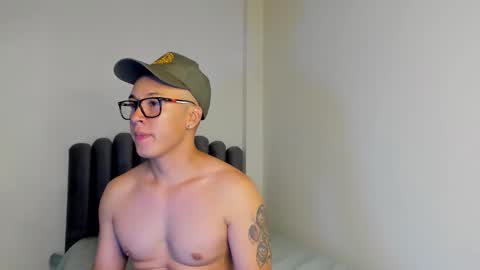 Snapshot of lass_nazar chatting on 12.17.24 lass_nazar online show from 12.17.24