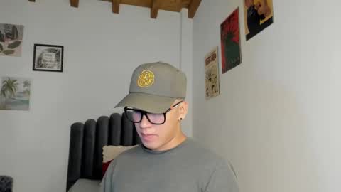 Snapshot of lass_nazar chatting on 09.16.25 lass_nazar online show from 09.16.25