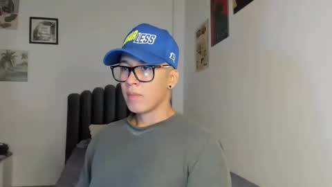 Snapshot of lass_nazar chatting on 10.28.25 lass_nazar online show from 10.28.25