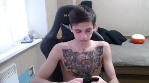 Snapshot of last_kenny chatting on 12.02.24 Kenny online show from 12.02.24