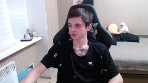 Snapshot of last_kenny chatting on 12.04.24 Kenny online show from 12.04.24