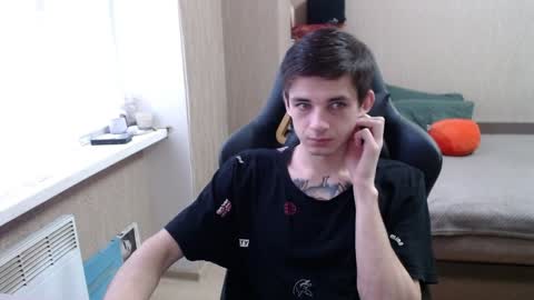 Snapshot of last_kenny chatting on 12.12.24 Kenny online show from 12.12.24