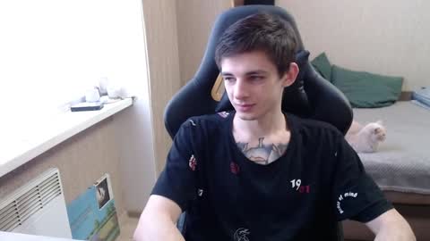 Snapshot of last_kenny chatting on 12.14.24 Kenny online show from 12.14.24