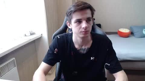 Snapshot of last_kenny chatting on 03.10.25 Kenny online show from 03.10.25