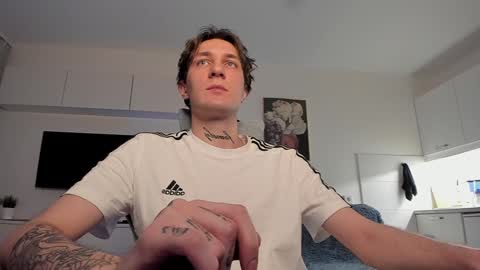 Snapshot of lastnight4you chatting on 01.04.25 acie online show from 01.04.25