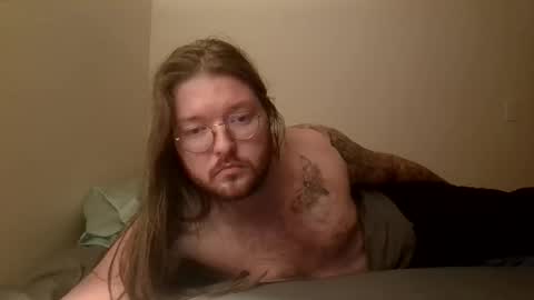 Snapshot of latenights_13 chatting on 11.14.25 latenights_13 online show from 11.14.25