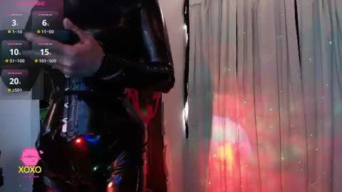 Snapshot of latex_rose_daniels chatting on 07.02.26 ROSE online show from 07.02.26