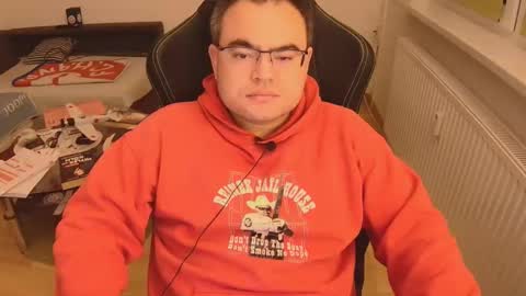 latexboy893 online show from 12.01.25