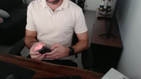 latexdave84 online show from 11.11.25