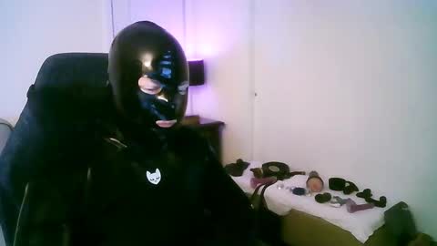 latexminheadroom online show from 03.10.25