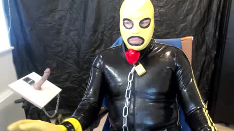Snapshot of latexslaafboy2 chatting on 03.03.25 latexslaafboy online show from 03.03.25