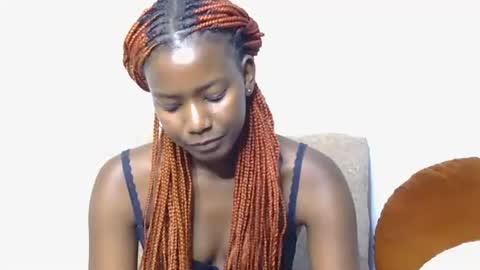 latiffaah_xx online show from 03.12.26