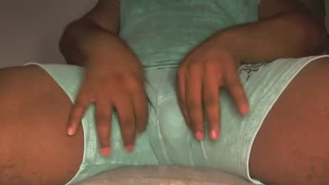 Snapshot of latin_12inches chatting on 05.31.26 Ney online show from 05.31.26