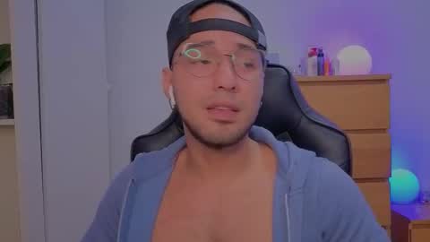  Free OF online show from 10.08.25