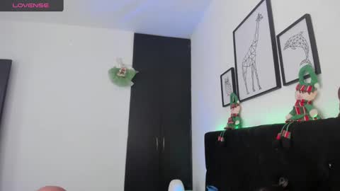 Snapshot of latina_col chatting on 12.20.24 Hanna online show from 12.20.24