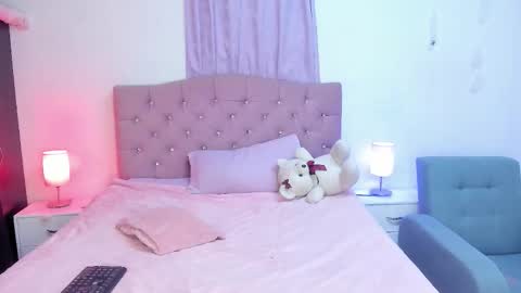 Martina online show from 11.27.25