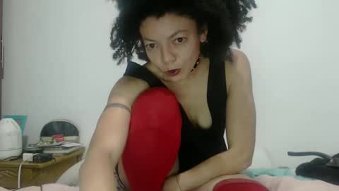 Latinacoka online show from 01.22.25