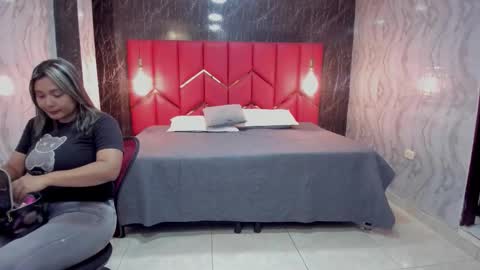 EMMA   online show from 02.04.26