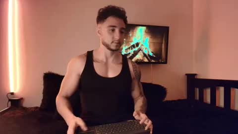 Snapshot of latinboyvip_ chatting on 04.26.26 LatinBoyVIP Colombian online show from 04.26.26