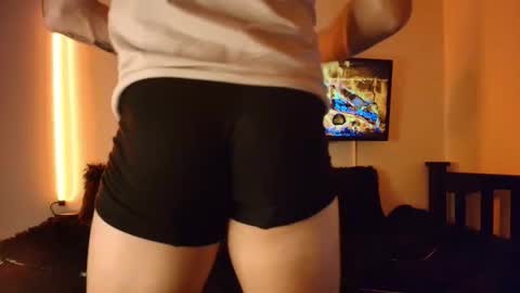 Snapshot of latinboyvip_ chatting on 04.30.26 LatinBoyVIP Colombian online show from 04.30.26