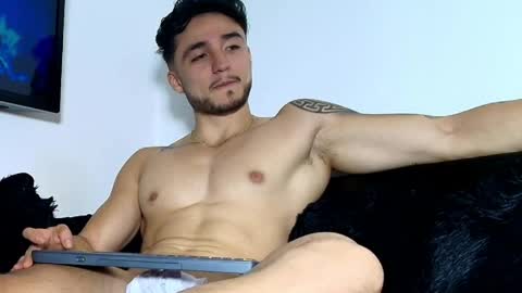 Snapshot of latinboyvip_ chatting on 05.28.26 LatinBoyVIP Colombian online show from 05.28.26