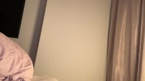 Hi -  online show from 03.16.26